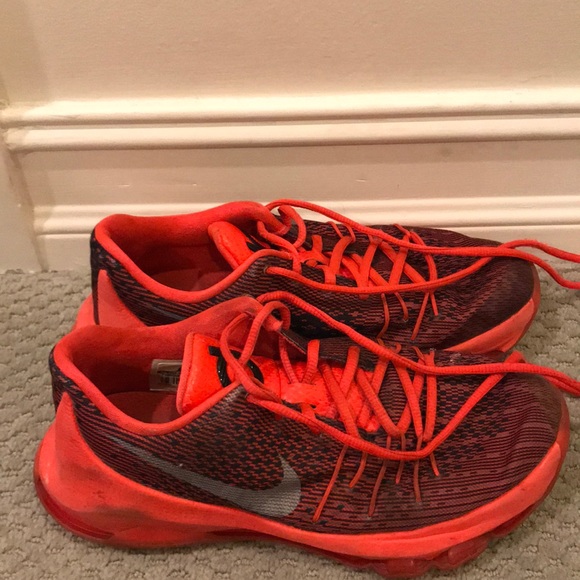 KD 8 "Crimson Red" - Picture 1 of 4